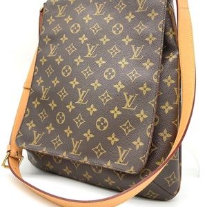 EXCELLENT CONDITION Louis Vuitton musette GM large bag